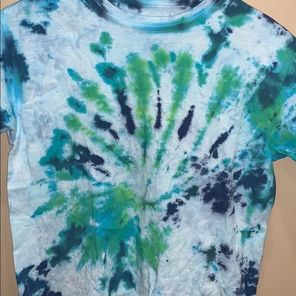 Custom made Tie-Dye - Picture 2 of 3
